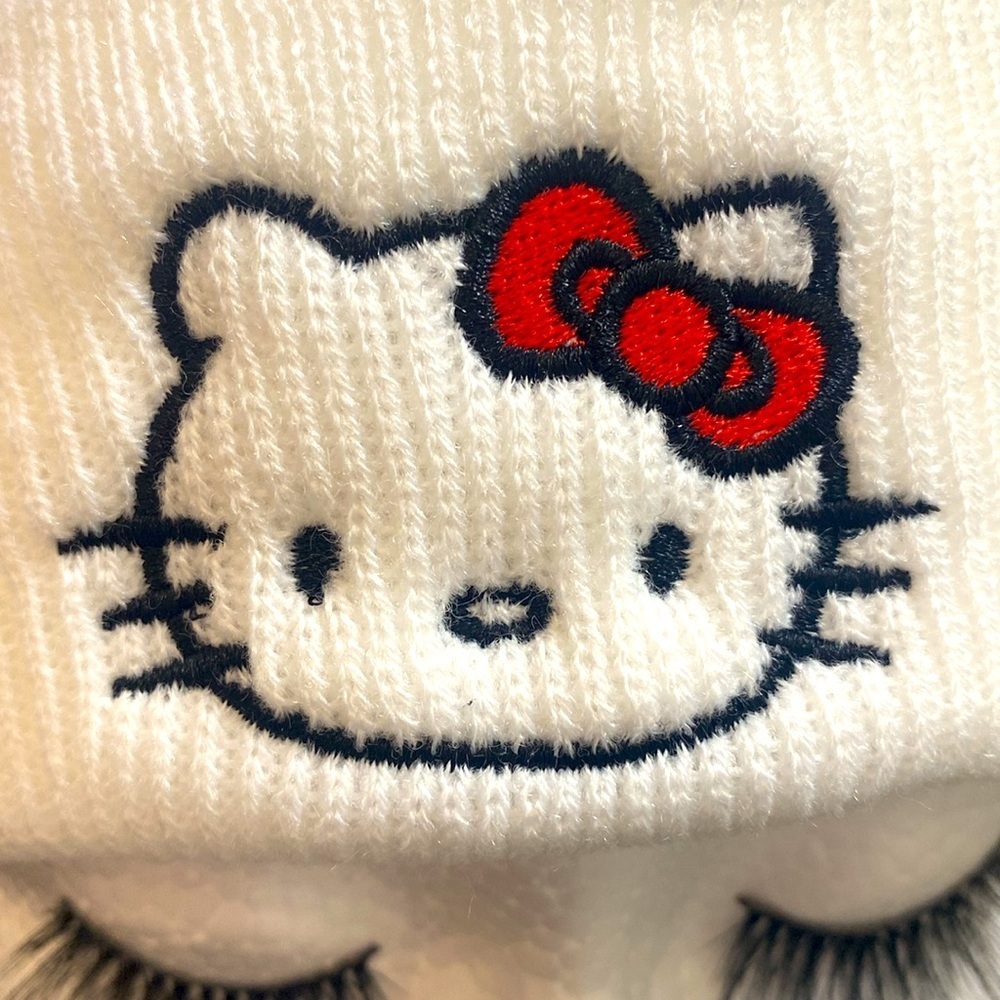Hello Kitty white beanie Sanrio white Hello kitty ski bow kawaii snowboarding - Picture 2 of 7